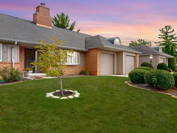 7408 Brittany Ct #8, Peoria, IL 61614