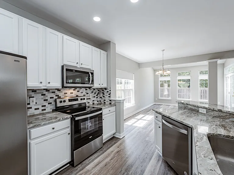 9520 Meredith Creek Ln — Photo 7