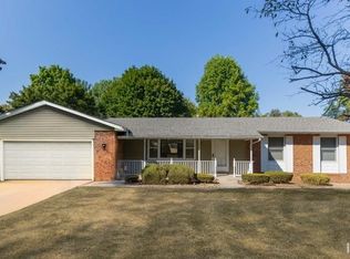 10325 Rustic Oak Ct, Granger, IN 46530