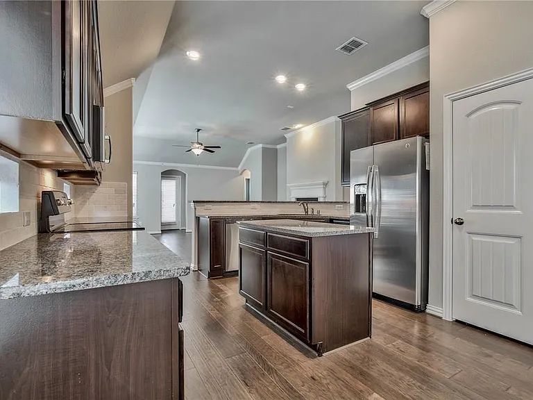 426 George Dr — Photo 23