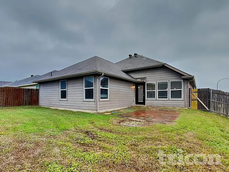 5401 Creek Hill Ln — Photo 17
