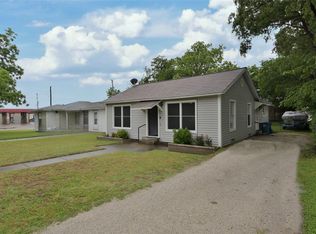 2021 Denison St, Denton, TX 76201