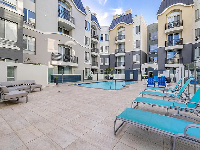AQUA Marina del Rey — Photo 25