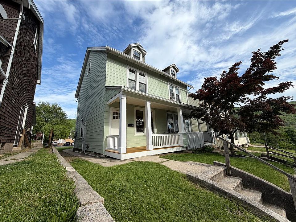 1st image of 712 Church St