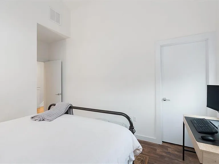 801 N Bluff Dr #18 — Photo 24