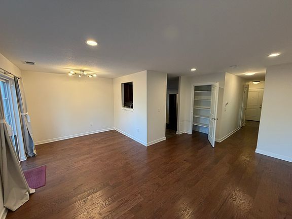 4th image of 239 N Cedar St