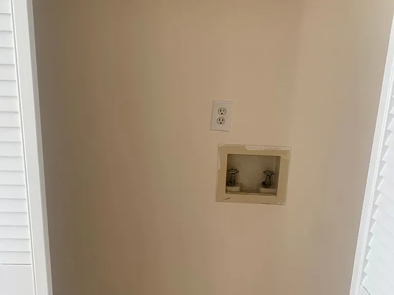 6133 Highcastle Ct — Photo 9