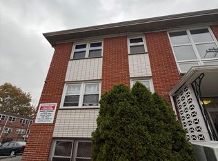 41 Smith St APT C2, Irvington, NJ 07111