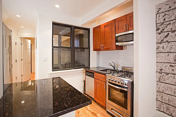 Rented by Dallien Realty Limited Liability Company | media 19