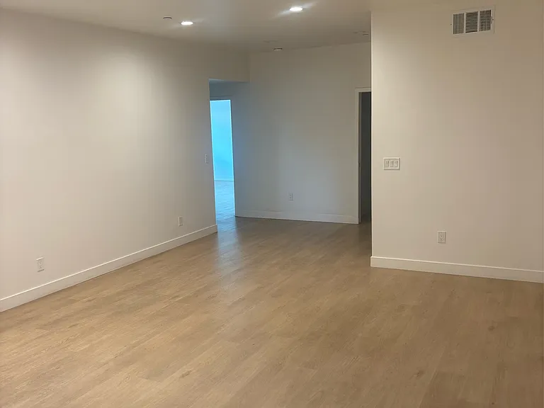 2317 Olive Ave — Photo 6