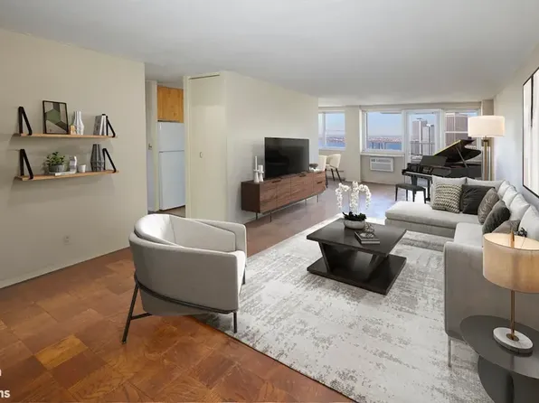 75 Henry Street image 5 of 25