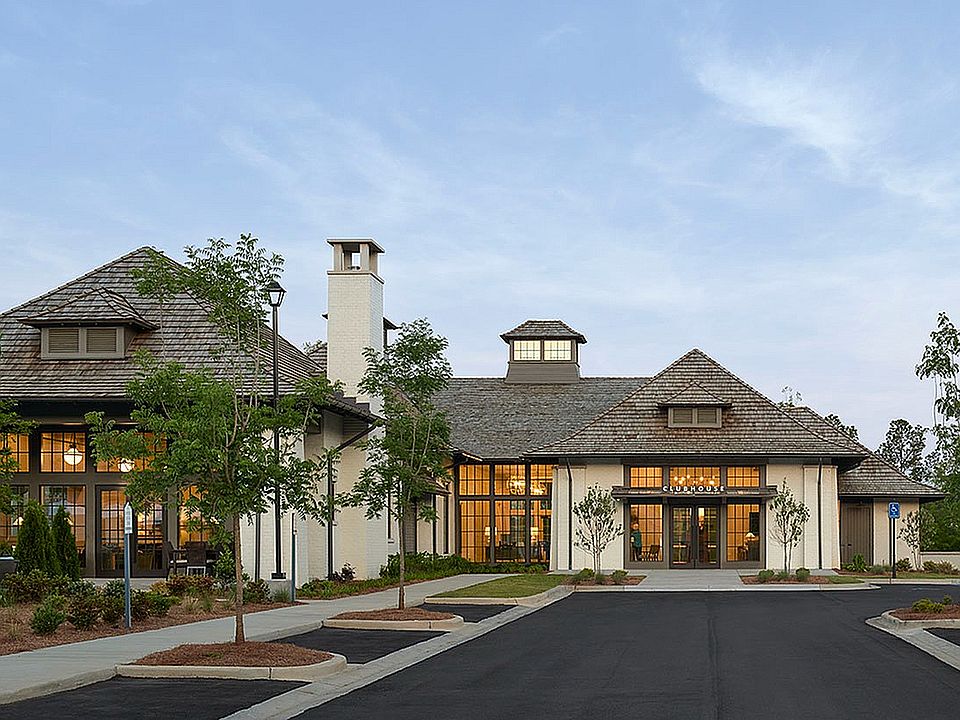 Clubhouse Exterior