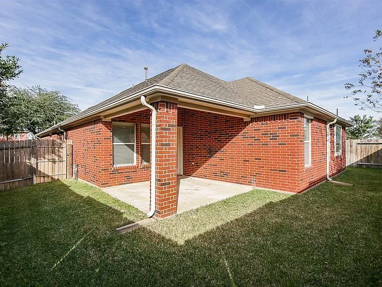 11414 Ryan Manor Dr — Photo 17