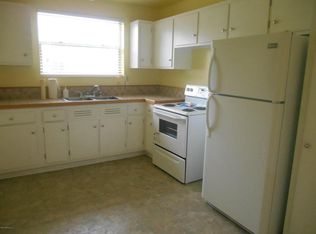 1108 Gunka Rd, Jacksonville, FL 32216