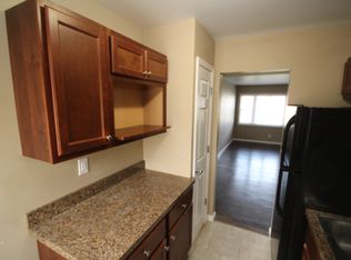 136 Old Ballwin Rd APT A, Ballwin, MO 63021