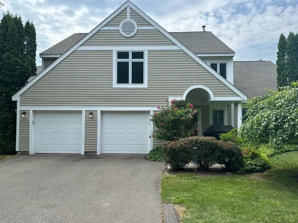 2 Litchfield Lane #2, Avon, CT 06001