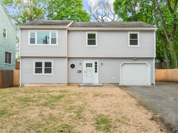 13 Holly Street, Norwalk, CT 06851