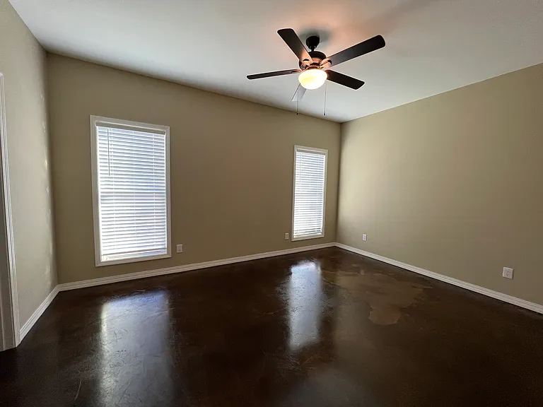 12901B Churchill Dr — Photo 8
