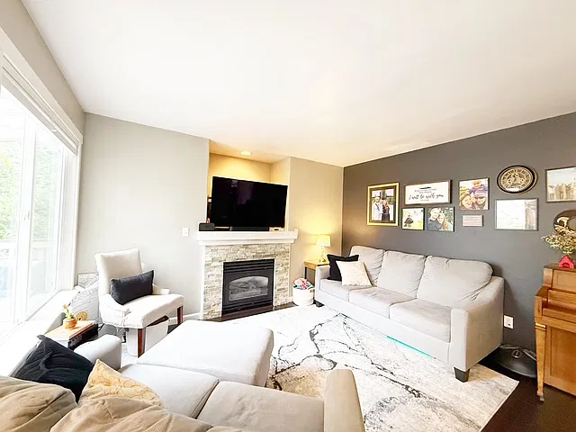 847 NE Cimeron Ct — Photo 10