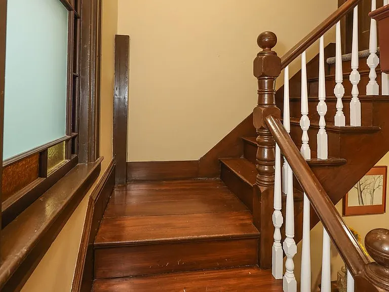 736 Maple St #2 — Photo 25