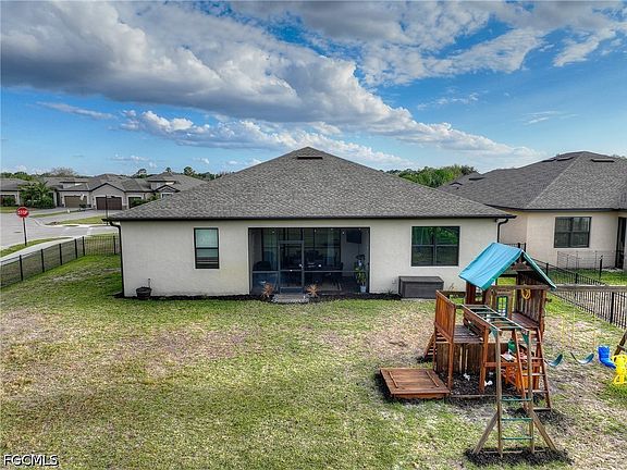 5th image of 14695 Carva Ln