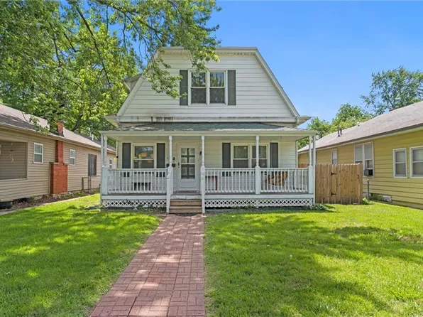 229 Brown Ave, Osawatomie, KS 66064