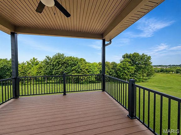 2nd image of 216 Fiddlers Close Rd #216