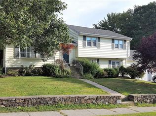 175 Blueberry Ln, Stratford, CT 06614