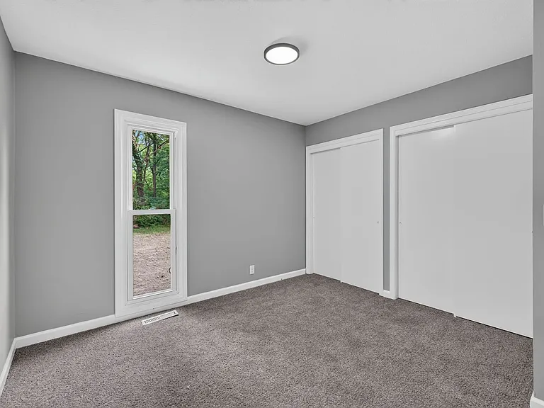 2111 Timber Creek Dr — Photo 17