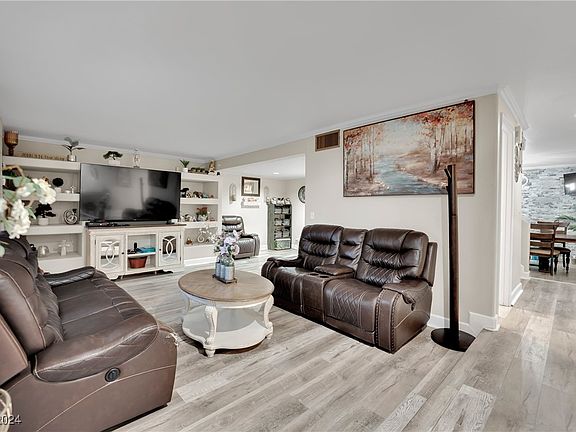 3rd image of 3358 China Dr