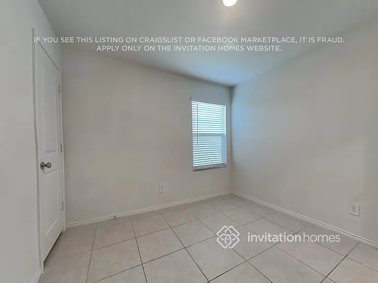 3018 Wallace Wells Ct — Photo 16