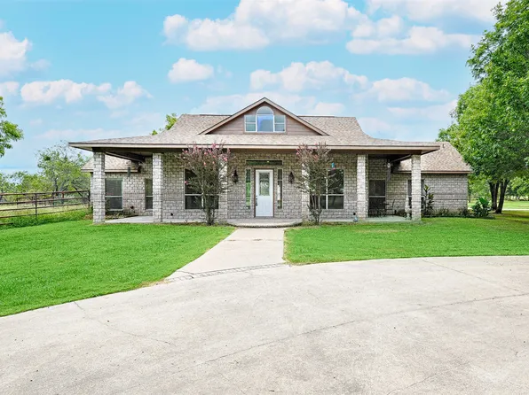 1606 NE County Road 70, Corsicana, TX 75109