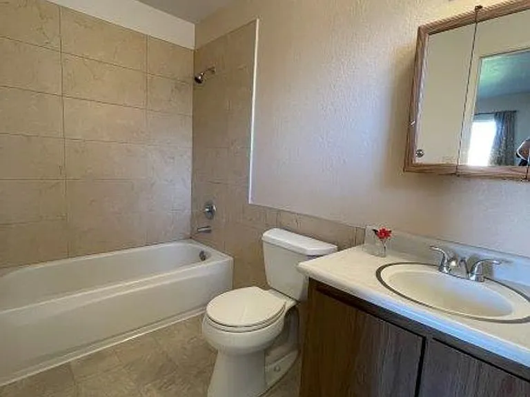 9262 Terra Linda Dr — Photo 8
