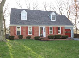 14 Picnic Woods Cir, Lititz, PA 17543