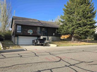 1809 Arthur Ave, Rock Springs, WY 82901