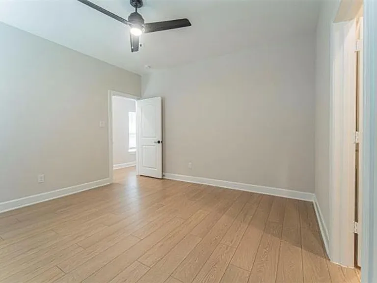 1204 Witherspoon Ln — Photo 22