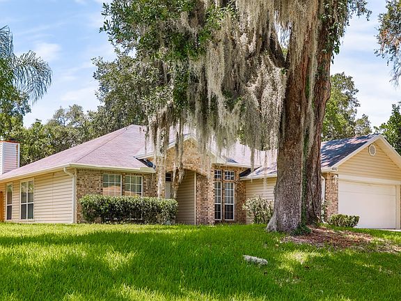 3rd image of 4842 Susanna Woods Ct