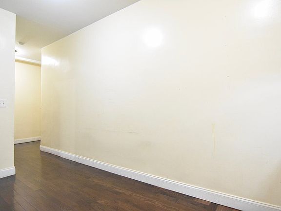 3rd image of 3750 Broadway APT A