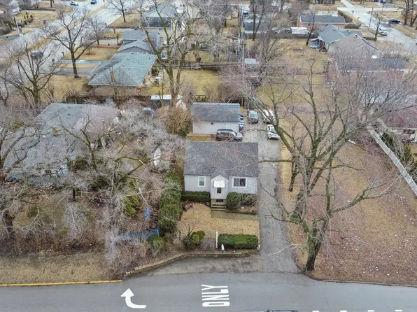 1909 Green Bay Rd, North Chicago, IL 60064