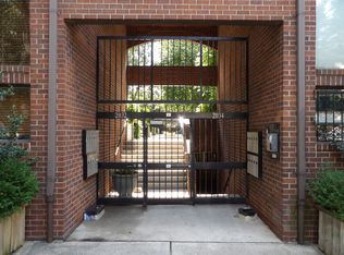 2032 Arch St APT E, Philadelphia, PA 19103