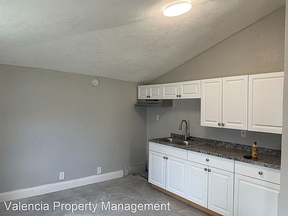 3rd image of 10403 Ray St #A