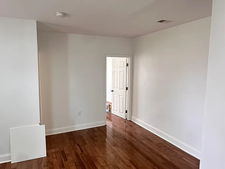 5115 E Roosevelt Blvd #B — Photo 7