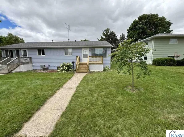 920 10th Ave N, Saint James, MN 56081