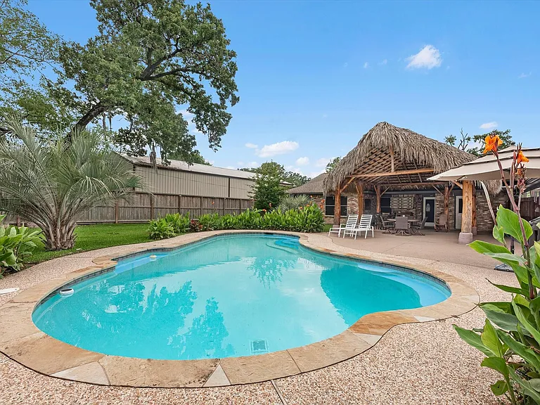 12701 Manorwood Ln — Photo 26