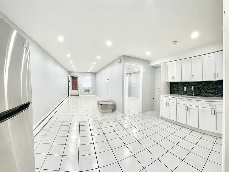 1849 E 13th St #GF — Photo 1