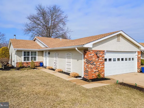 821A Rigens Pl, Monroe Township, NJ 08831