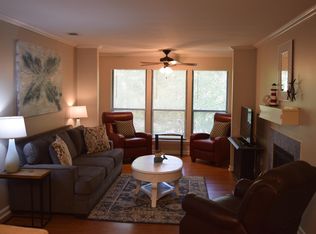 8 Forest Cv, Hilton Head Island, SC 29928