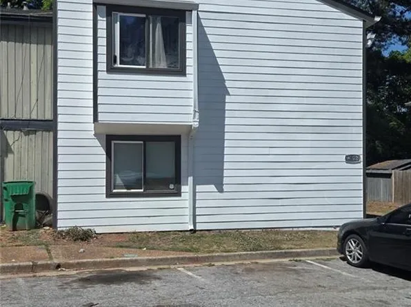 6022 Regent Mnr, Lithonia, GA 30058