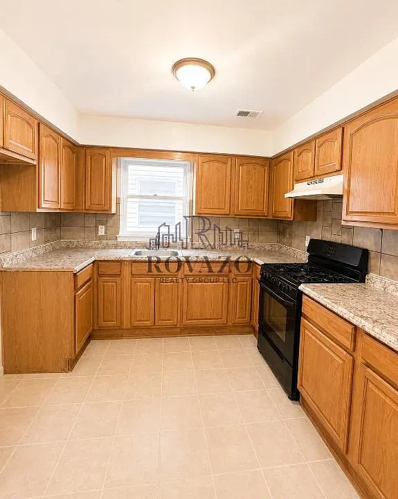 26 22nd St