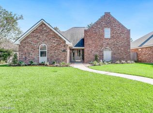 111 Pomerol Pl, Lafayette, LA 70503